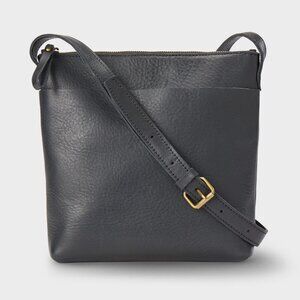 Elegant Black Leather Crossbody Bag